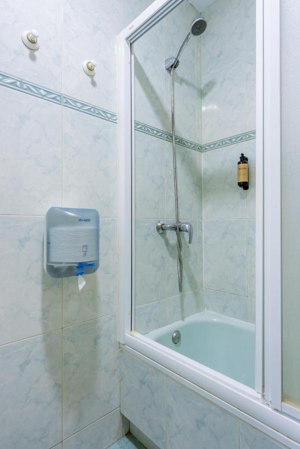 Ideal Hostel Madryt Zewnętrze zdjęcie