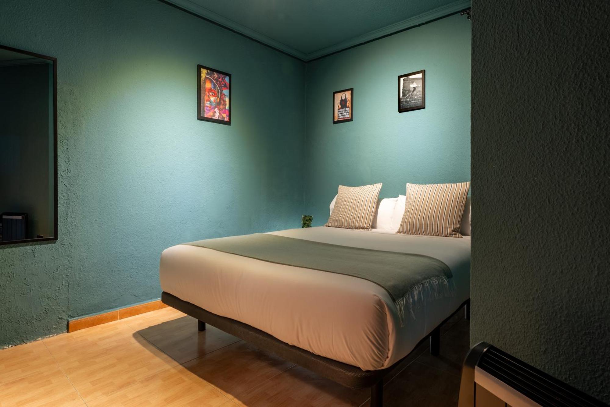 Ideal Hostel Madryt Zewnętrze zdjęcie